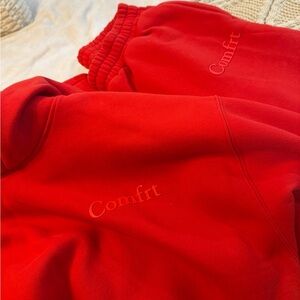 Red Comfrt Sweatshirt and Joggers Set